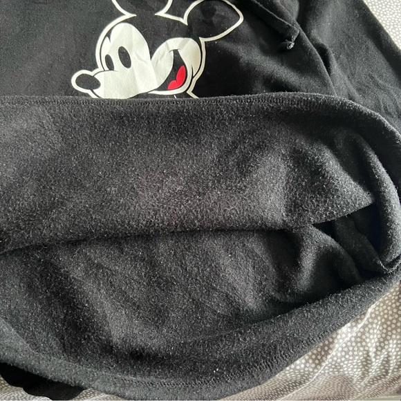 Disney black hoodie women’s size large with Mickey Mouse print - Picture 12 of 12